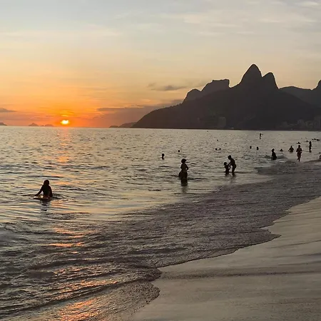 Ao lado da Praia em Ipanema Leblon-2